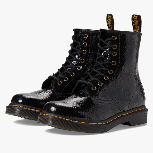 Dr Martens Distressed Patent Leather 8 Hole Docs Black Sz 9 - Picture 1 of 7